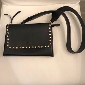 NWOT - Black leather handbag - Shiraleah